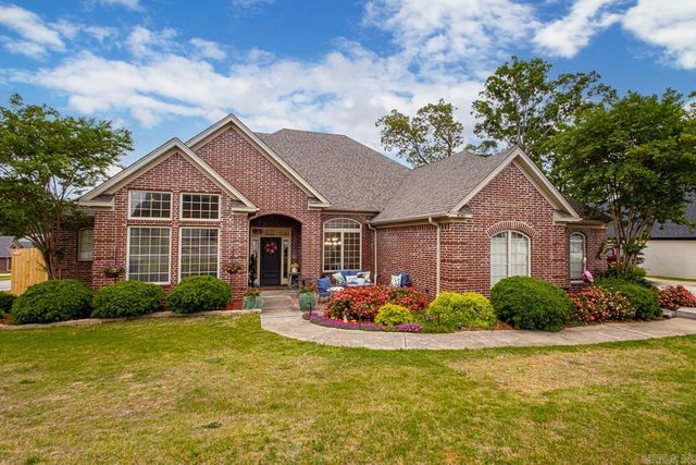4040 Robinwood Circle, Bryant, AR 72022