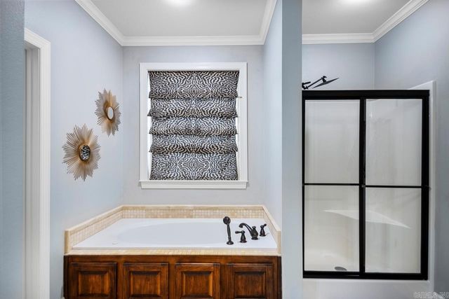 4040 Robinwood Circle, Bryant, AR 72022