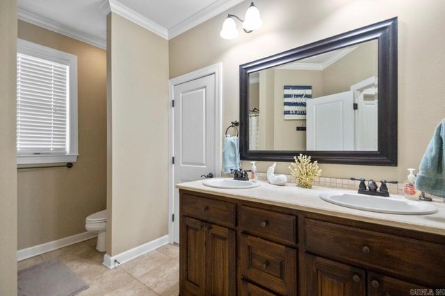 4040 Robinwood Circle, Bryant, AR 72022