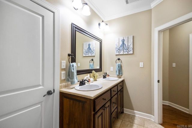 4040 Robinwood Circle, Bryant, AR 72022