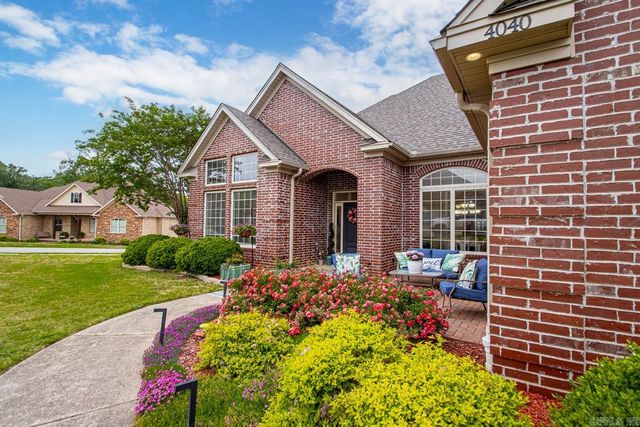 4040 Robinwood Circle, Bryant, AR 72022