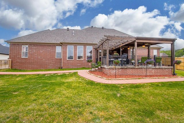 4040 Robinwood Circle, Bryant, AR 72022
