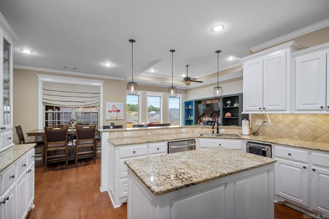 4040 Robinwood Circle, Bryant, AR 72022