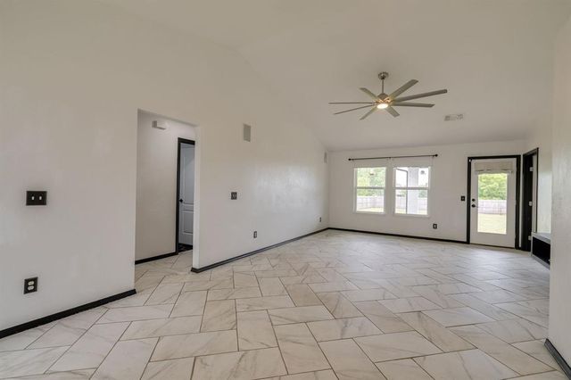 12009 NW 136th Terrace, Piedmont, OK 73078