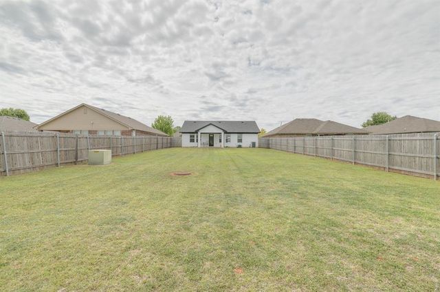 12009 NW 136th Terrace, Piedmont, OK 73078