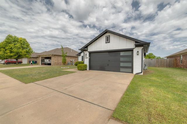 12009 NW 136th Terrace, Piedmont, OK 73078