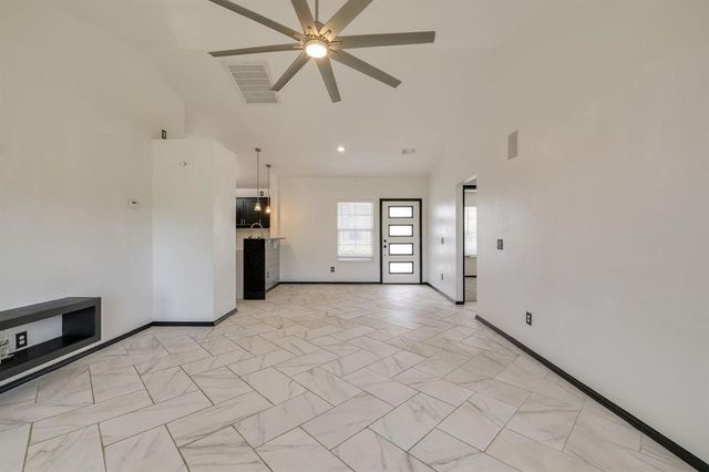 12009 NW 136th Terrace, Piedmont, OK 73078