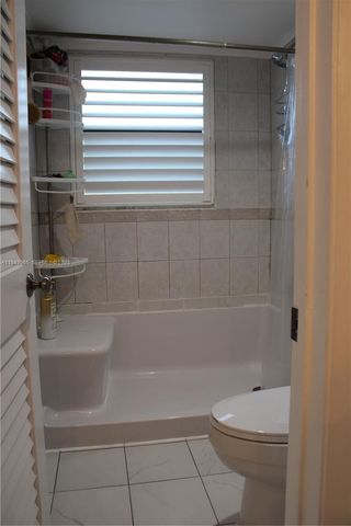 16051 Blatt Boulevard 106, Weston, FL 33326