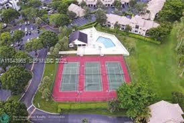 16051 Blatt Boulevard 106, Weston, FL 33326