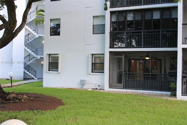 16051 Blatt Boulevard 106, Weston, FL 33326