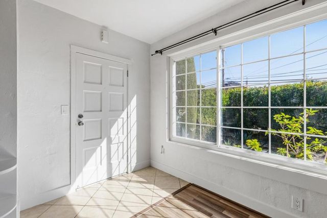 53 E 39th Avenue, San Mateo, CA 94403