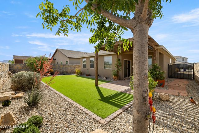 2840 Aragon Avenue, Las Cruces, NM 88007
