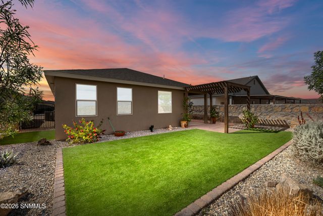 2840 Aragon Avenue, Las Cruces, NM 88007
