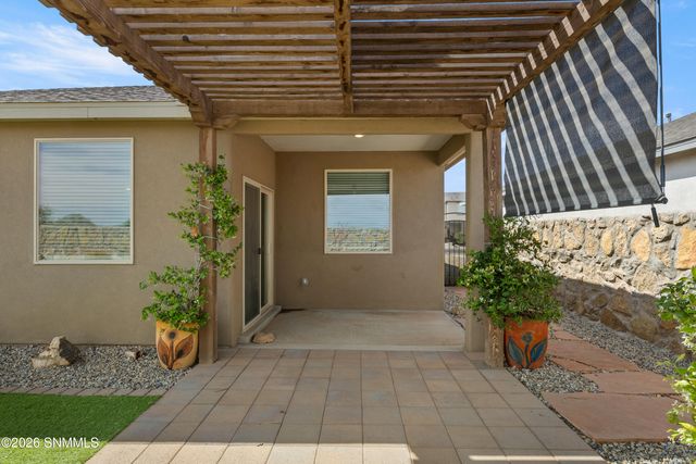 2840 Aragon Avenue, Las Cruces, NM 88007