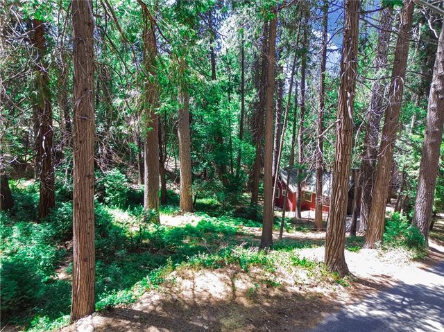 590 Electra Drive, Crestline, CA 92325