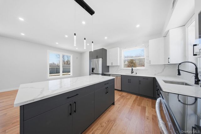 6 Maple Avenue, Hurleyville, NY 12747