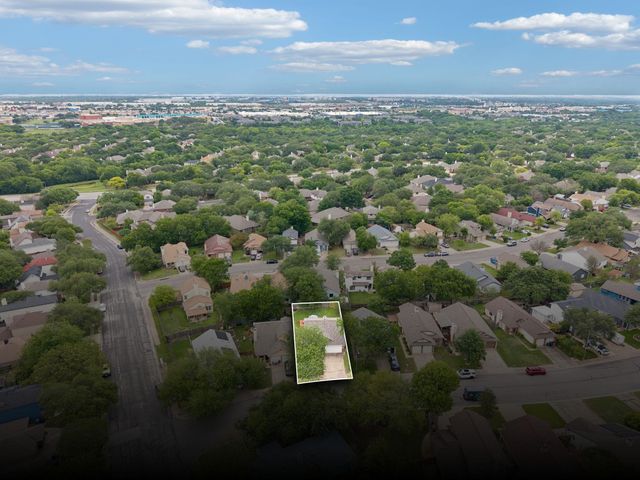 13005 Widge DR, Austin, TX 78727