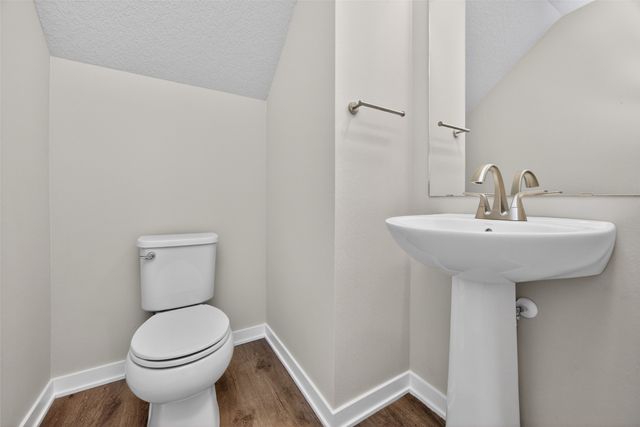 9112 Robinson Drive, West Des Moines, IA 50266