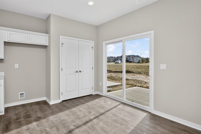 9112 Robinson Drive, West Des Moines, IA 50266