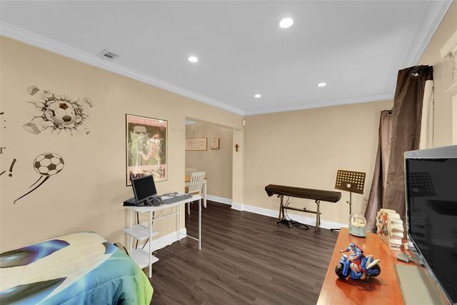 9846 NW 26th Place, Sunrise, FL 33322