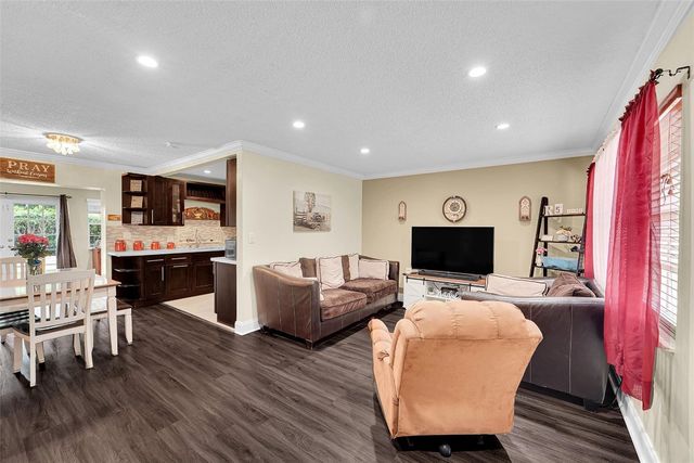 9846 NW 26th Place, Sunrise, FL 33322