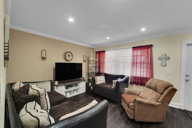 9846 NW 26th Place, Sunrise, FL 33322