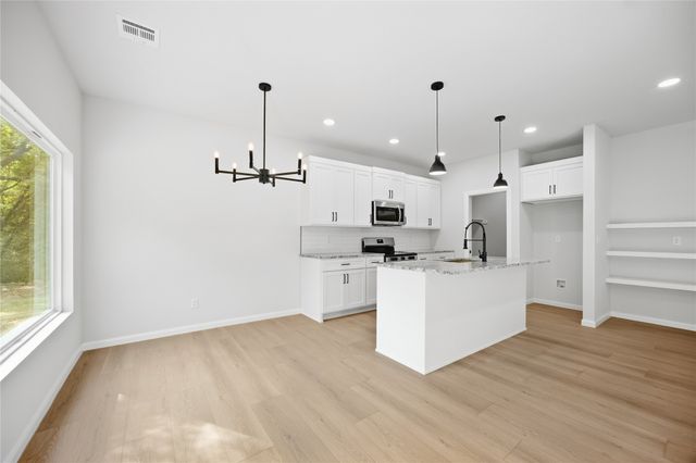 3120 W 36th Place, Tulsa, OK 74107