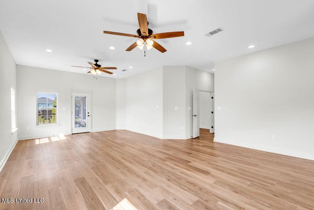 742 Sharon Hills Drive, Biloxi, MS 39532