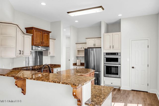 742 Sharon Hills Drive, Biloxi, MS 39532