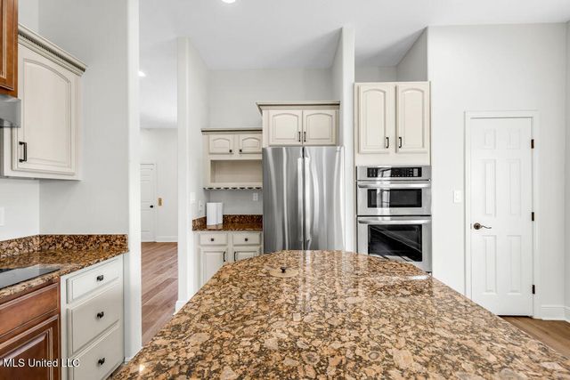 742 Sharon Hills Drive, Biloxi, MS 39532