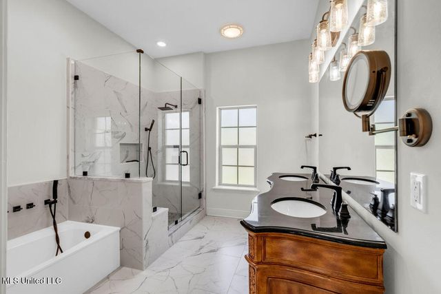 742 Sharon Hills Drive, Biloxi, MS 39532