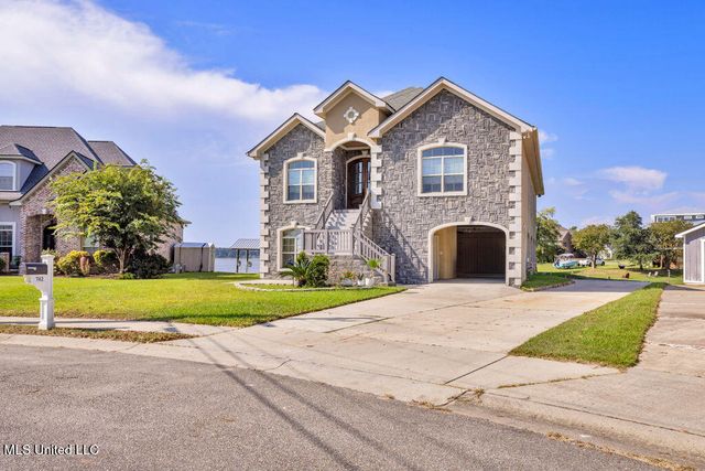 742 Sharon Hills Drive, Biloxi, MS 39532