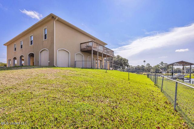 742 Sharon Hills Drive, Biloxi, MS 39532