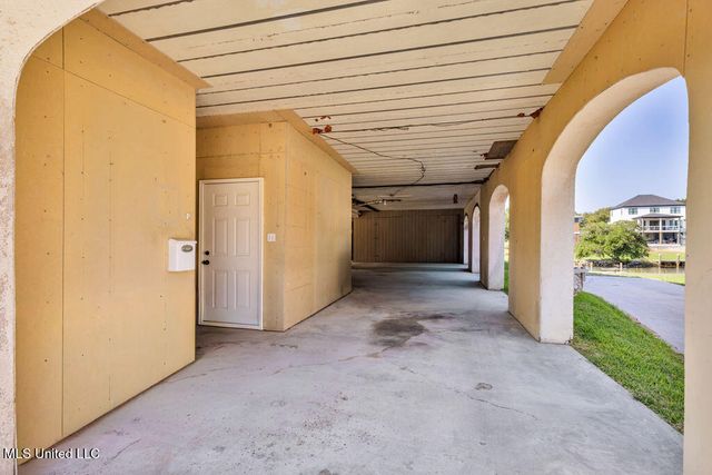 742 Sharon Hills Drive, Biloxi, MS 39532