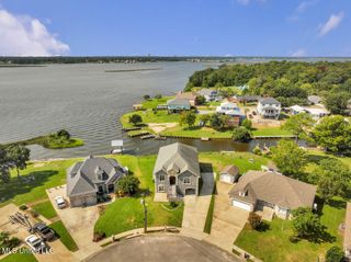 742 Sharon Hills Drive, Biloxi, MS 39532