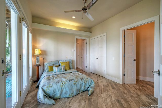 204 N Waterway Dr, Kingsland, TX 78639
