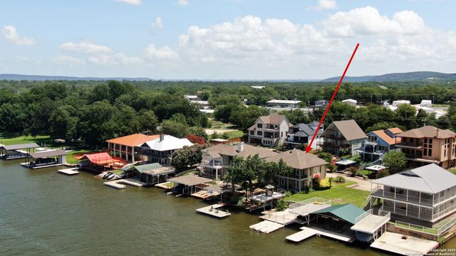 204 N Waterway Dr, Kingsland, TX 78639