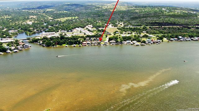 204 N Waterway Dr, Kingsland, TX 78639