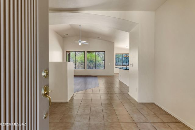4058 N Sunset Cliff Place, Tucson, AZ 85750