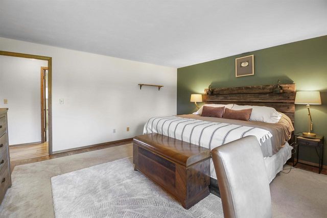 4710 W SUNFLOWER ROAD, Appleton, WI 54914