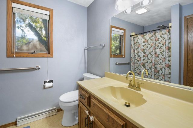 4710 W SUNFLOWER ROAD, Appleton, WI 54914