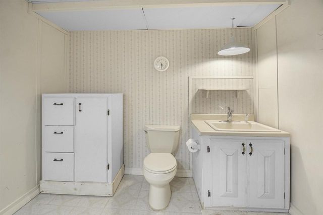 4710 W SUNFLOWER ROAD, Appleton, WI 54914