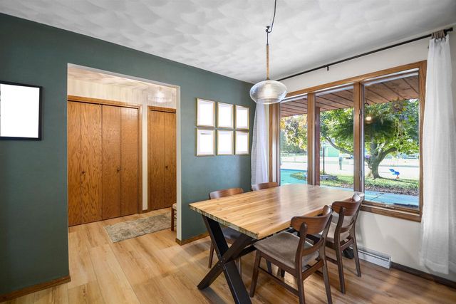 4710 W SUNFLOWER ROAD, Appleton, WI 54914