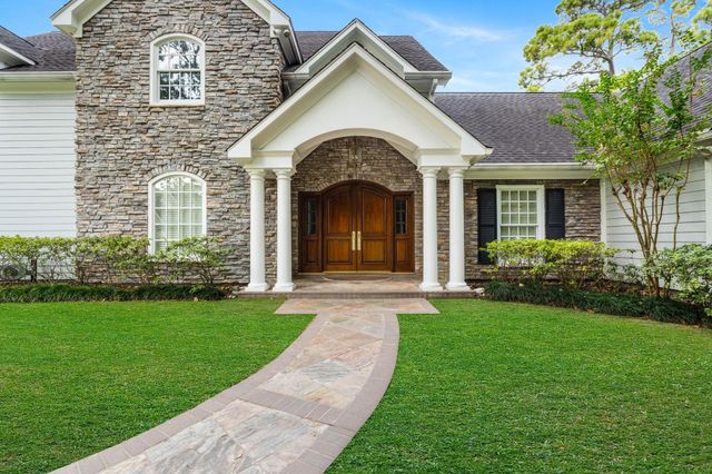 2 Soldiers Creek Circle, Hunters Creek Village, TX 77024