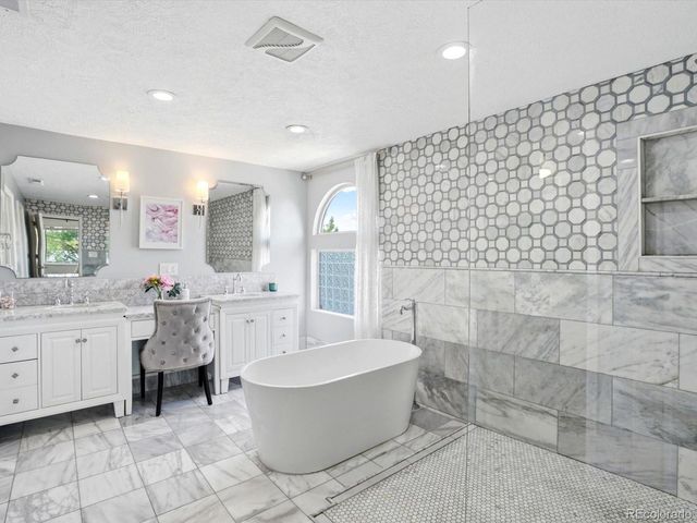 4603 Castle Cir, Broomfield, CO 80023
