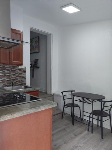 1050 NE 82nd St 2, Miami, FL 33138