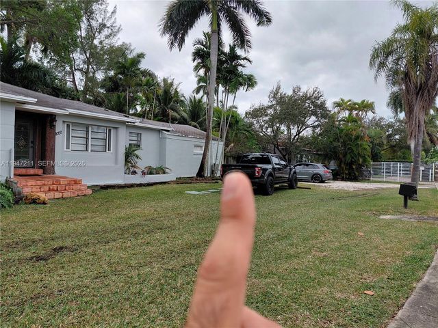 1050 NE 82nd St 2, Miami, FL 33138