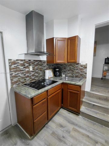 1050 NE 82nd St 2, Miami, FL 33138