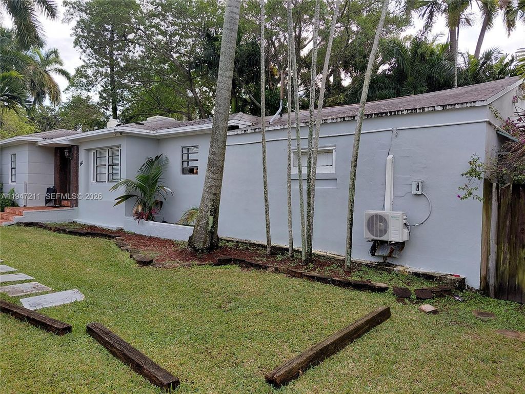 1050 NE 82nd St 2, Miami, FL 33138