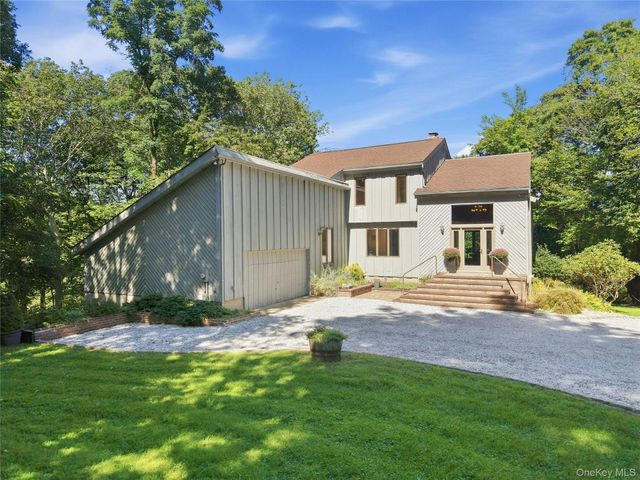 5 Dock Court, Port Jefferson, NY 11777